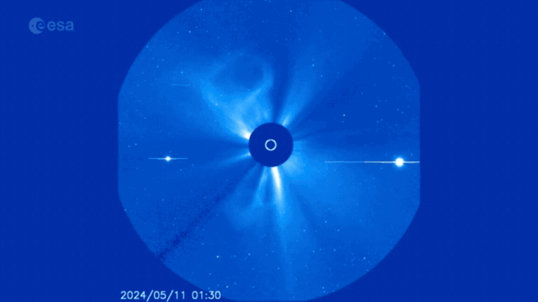 Solar Flare Spotlights the Martian Ionosphere