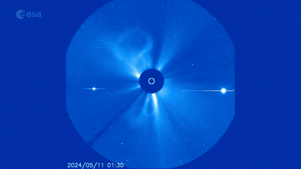 Solar Flare Spotlights the Martian Ionosphere