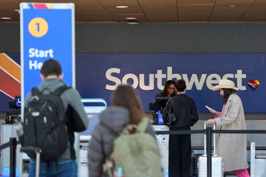 Southwest Airlines 'refining' new seating process amid complaints over boarding, bin space