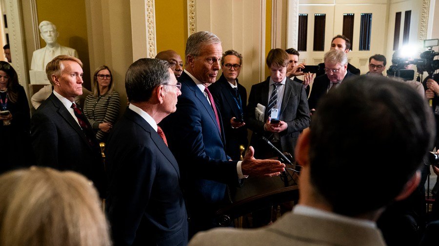 Senate Republicans defeat measure to halt Iran strikes despite growing anxieties