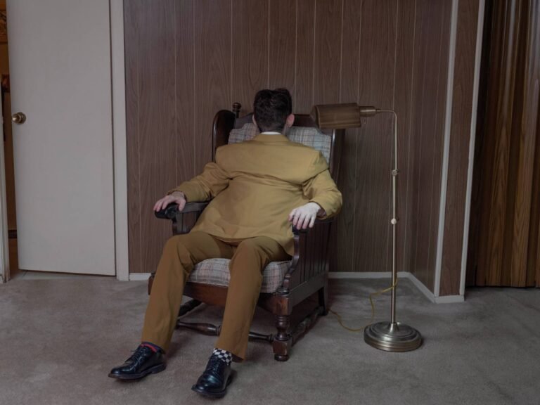 Ben Zank’s Portraits Teeter Between Surrealism and the Mundane