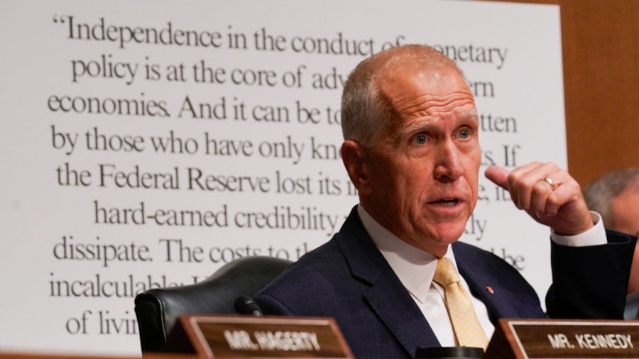 Tillis urges DOJ to end Powell probe, clear way for Warsh