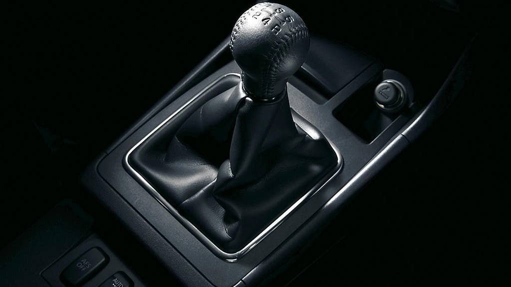Mitsubishi CEO Loves Manual Transmissions—Just as the Pajero Returns