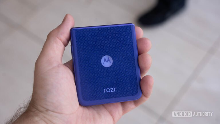 4 reasons why I’d get the Razr Ultra over the Galaxy Z Flip 7