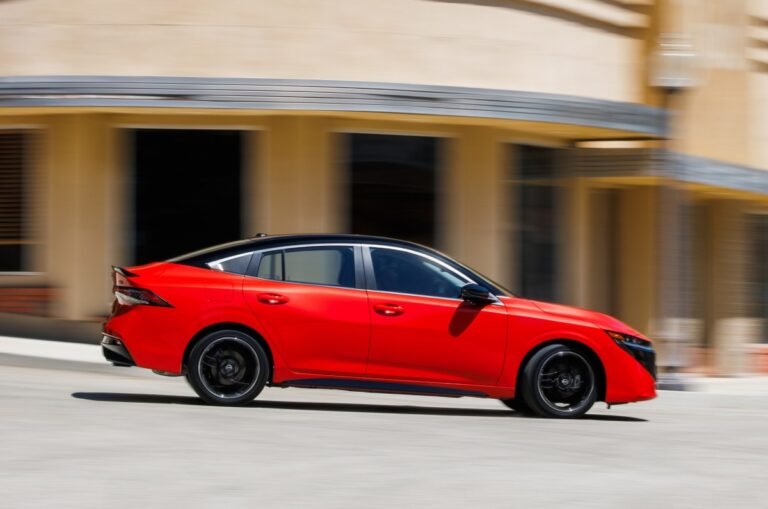 Nissan SUVs Are Booming in America, but Its Cars Are Disappearing