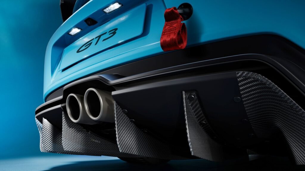Porsche 911 GT3 Manthey Just Gave The Corvette ZR1 A Wake-Up Call