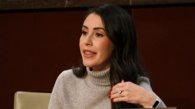 Luna says Gonzales, Cherfilus-McCormick 'need to go'