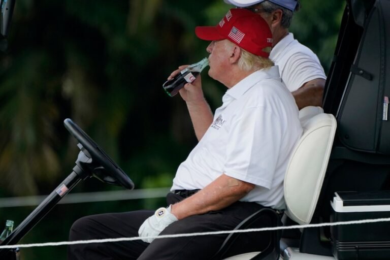Oz says Trump defended diet soda habit, joking it 'kills cancer cells'
