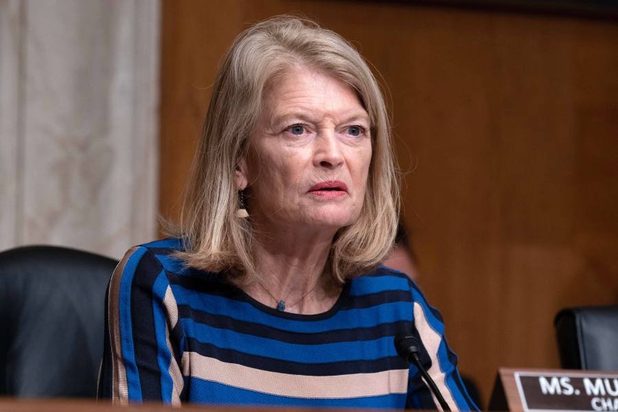 Murkowski: Trump, Iran must de-escalate 'unprecedented saber-rattling before it is too late'