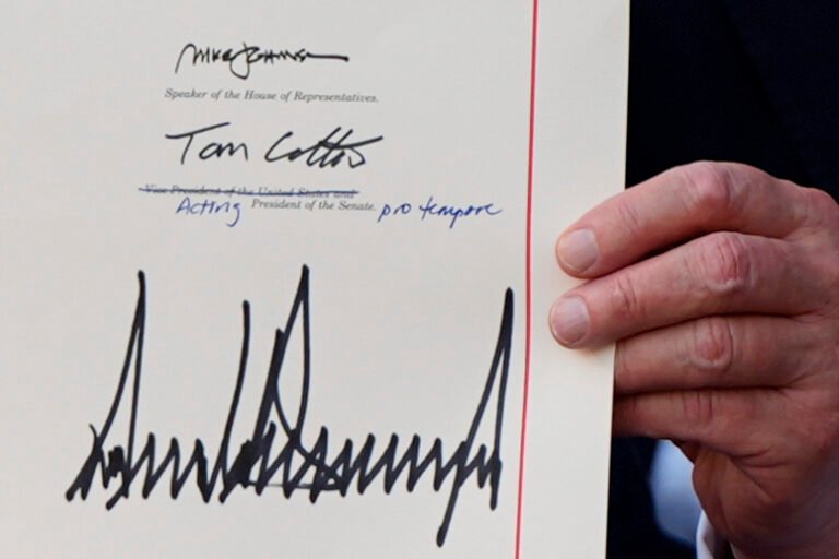 Trump's signature is coming to US currency: What could that look like?