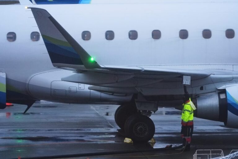 When could jet fuel supply run low for the US?