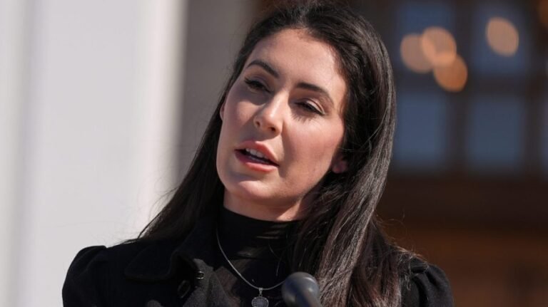 Luna: Trump should pardon soldier accused of Maduro bet