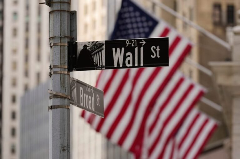 Stocks sink, oil prices rise after President Trump's Iran war speech