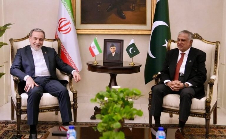 Iran noncommittal as US sends envoys to Pakistan