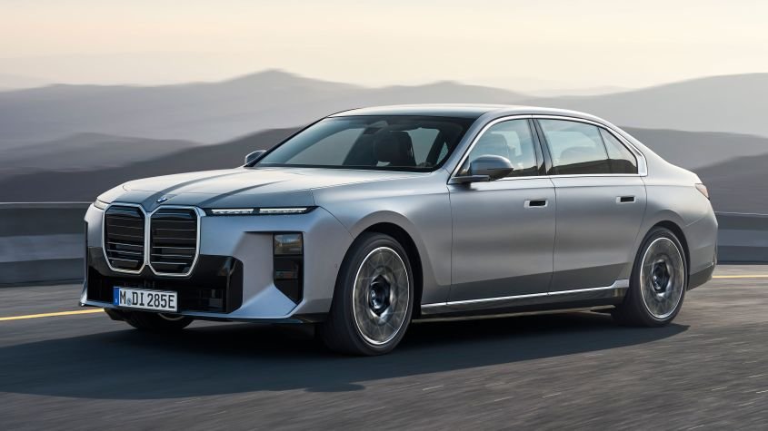 New BMW i7 2026 - pictures