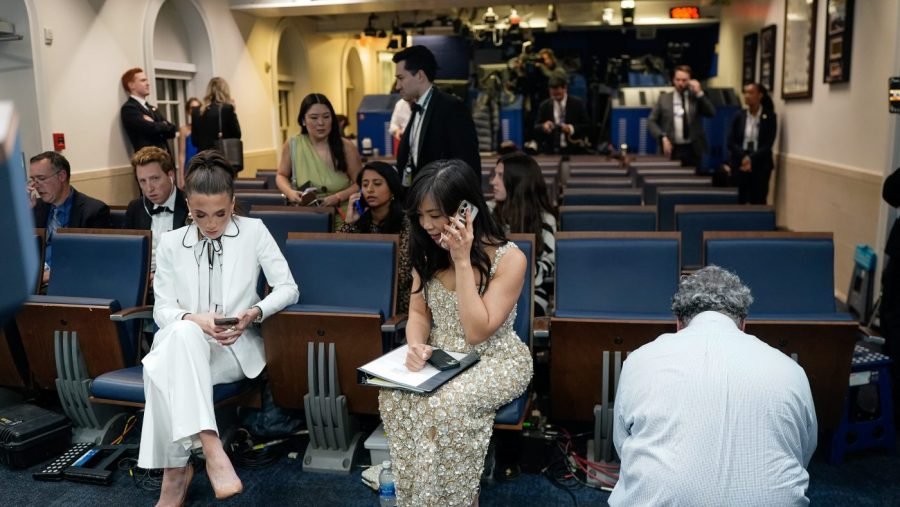 Watch live: Trump remarks after White House Correspondents Dinner