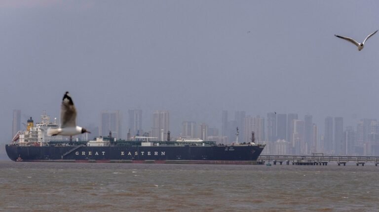 Iran says Strait of Hormuz will close again amid US blockade