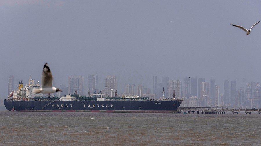 Iran says Strait of Hormuz will close again amid US blockade