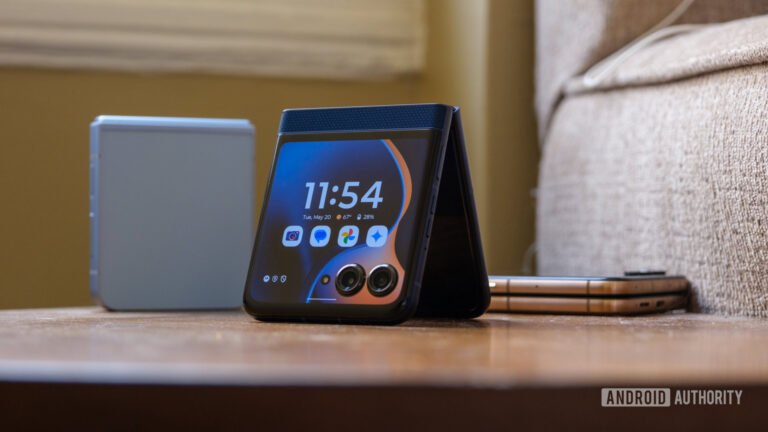 Motorola Razr 2026’s leaked colors make other flip phones look tame