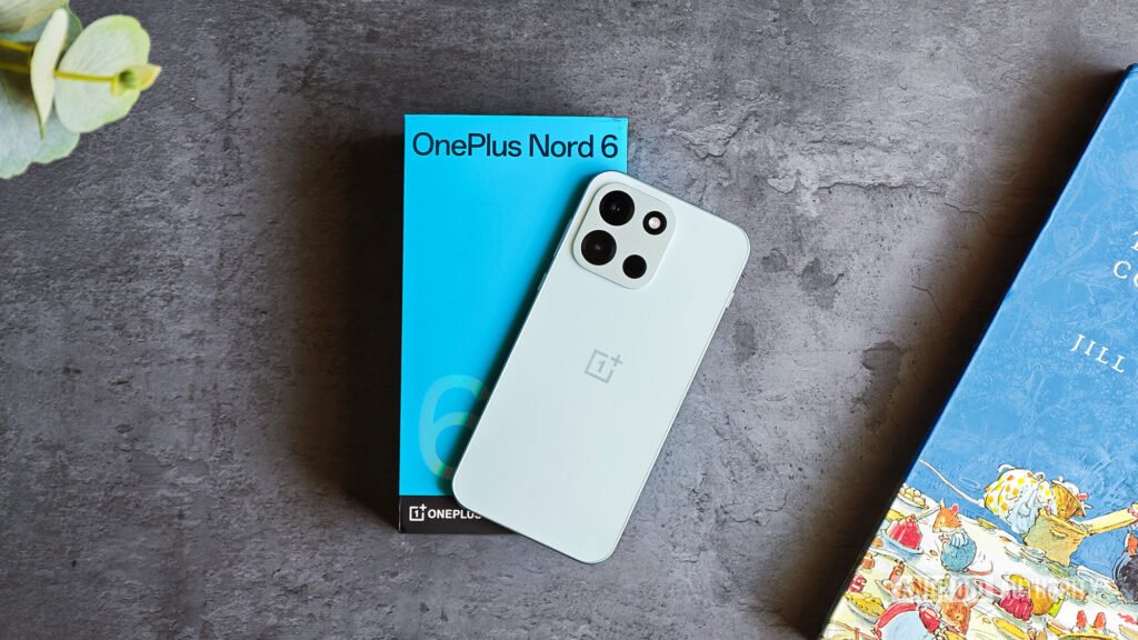 I held the OnePlus Nord 6, and it feels nothing like a 9,000mAh phone