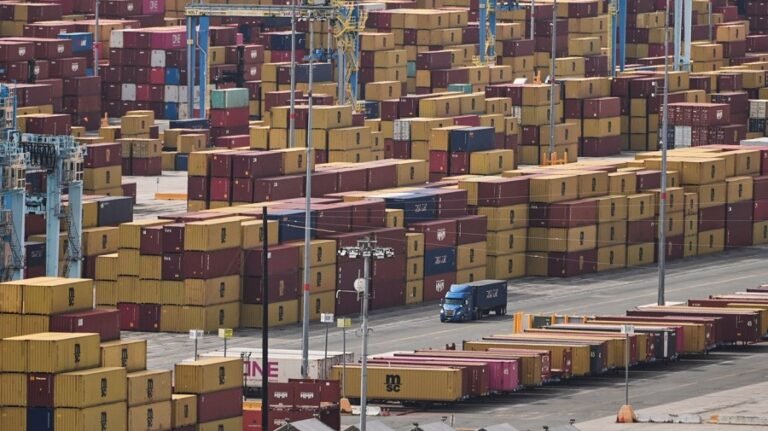 Tariff refunds in sight as importers start signing up 