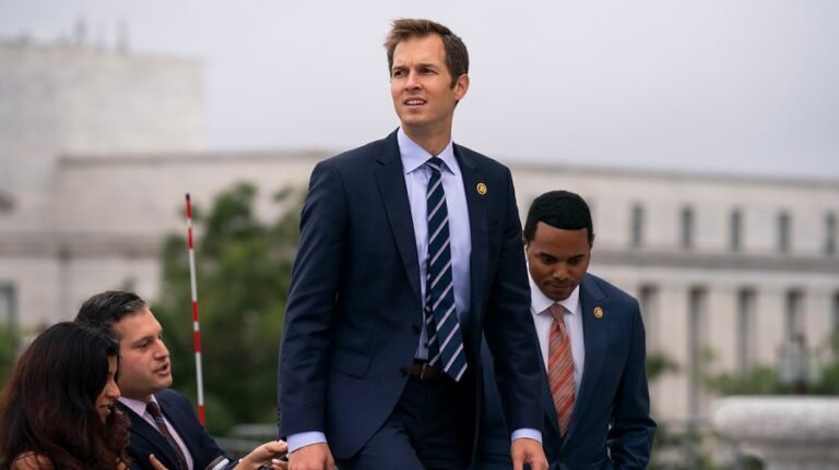 House Democrat: Iran's control of Strait of Hormuz 'more strategically vital' than nuclear weapon