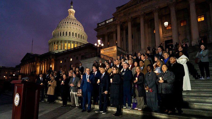DC pipe bomb suspect not covered by Trump Jan. 6 pardon: DOJ