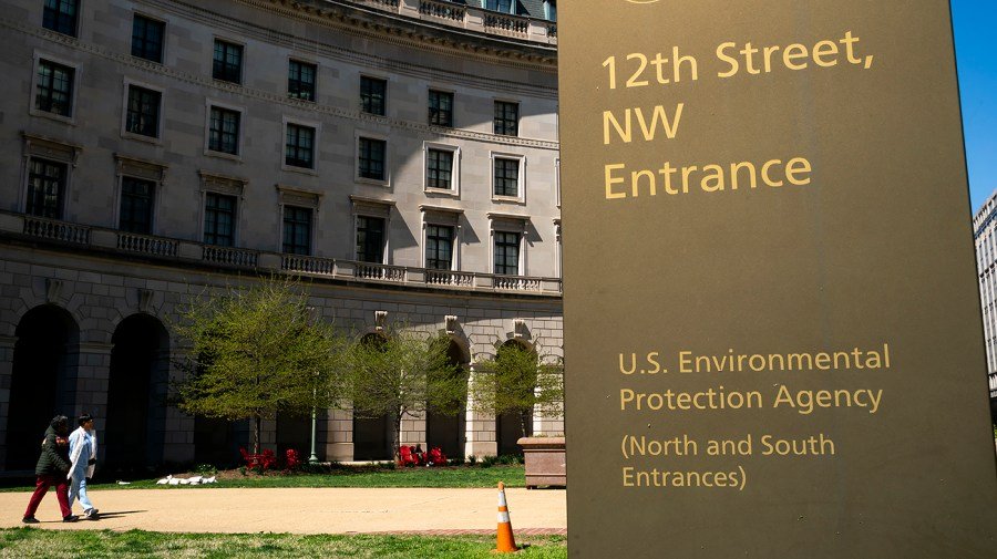 Trump administration proposes more flexible regulations for coal plants’ toxic waste disposal