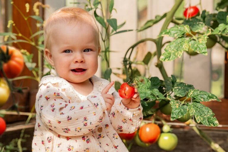 22 Girl Names That Feel Like Summer With Vintage & Cool Girl Vibes