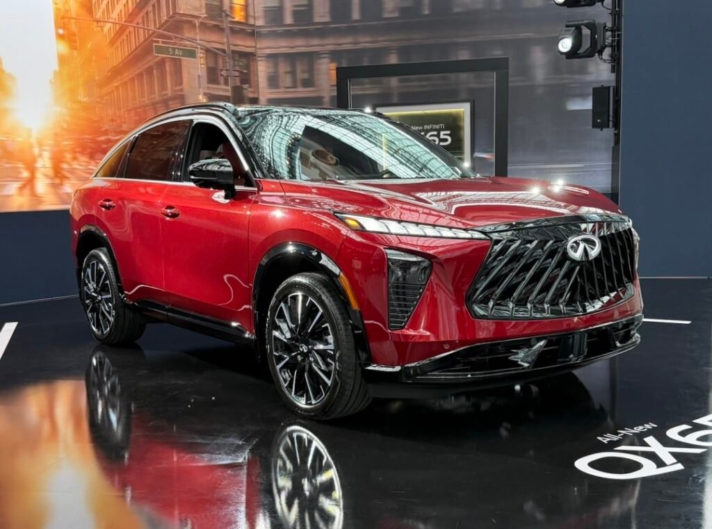 The Infiniti QX65 Looks Ready for a Red Sport Comeback