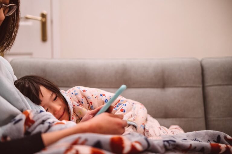 AI Shouldn’t Be Telling Your Kids Bedtime Stories — That’s Your Job