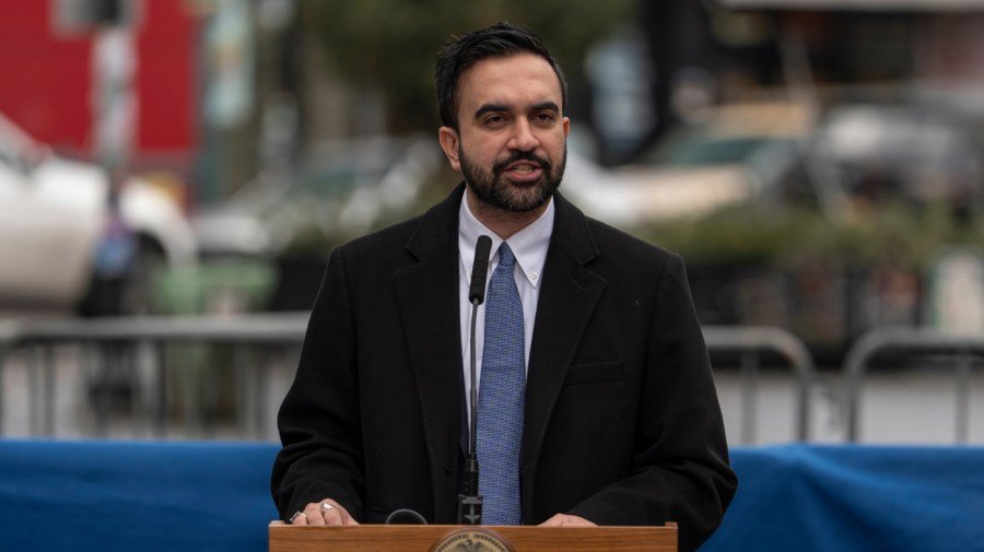 More New Yorkers back Mamdani but say city on wrong track: Poll