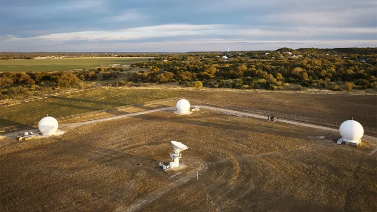 Globalstar stock soars on Amazon rumors. Why the Starlink rival’s shares are blasting into space today