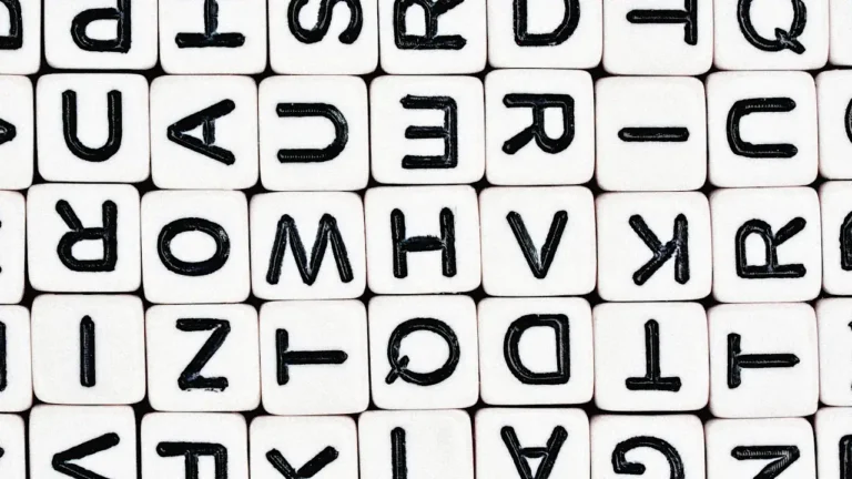 This ‘anti-Grammarly’ AI tool adds typos to your emails on purpose