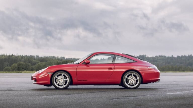The Porsche 996 Went From Least Loved 911 to Must-Buy Bargain