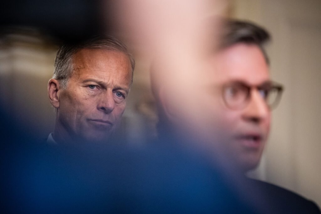 Republicans stare down a growing, neverending FISA crisis