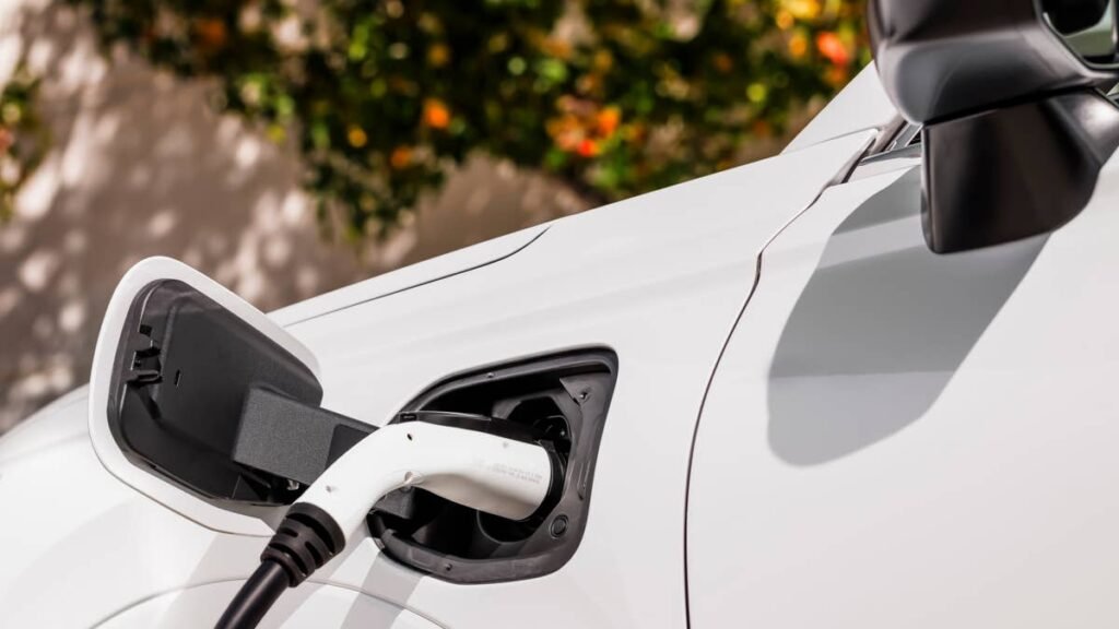 AI Could Help EVs Fast-Charge Without Killing Battery Life