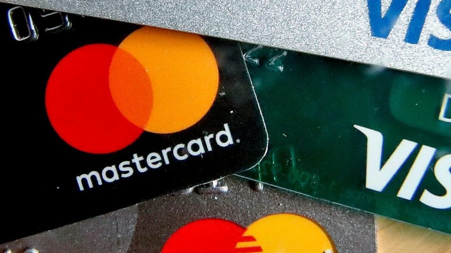 Credit cards: Share of balances 90-plus days late hits highest mark since 2011