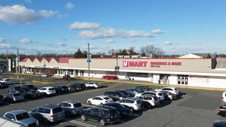H Mart-Anchored Shopping Center in Northern Virginia Trades for $10M