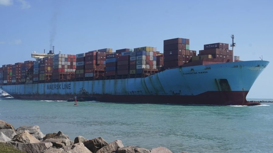 Maersk says one of its ships passed through strait under US military protection