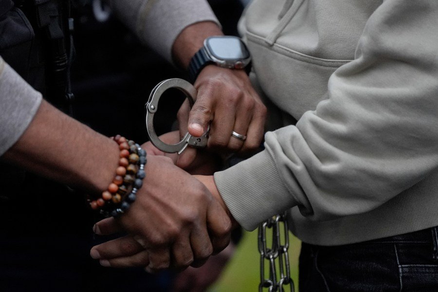 Tough immigration enforcement can be elusive, even in the reddest of states