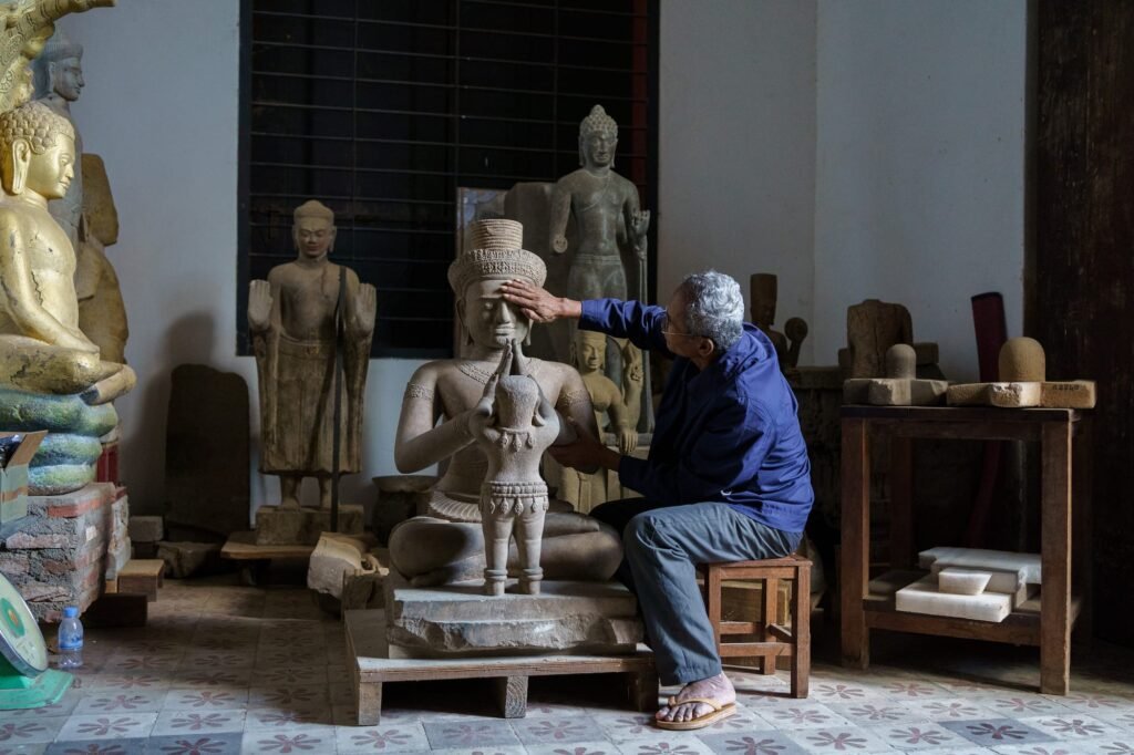The Looter Who Built Your Favorite Museum