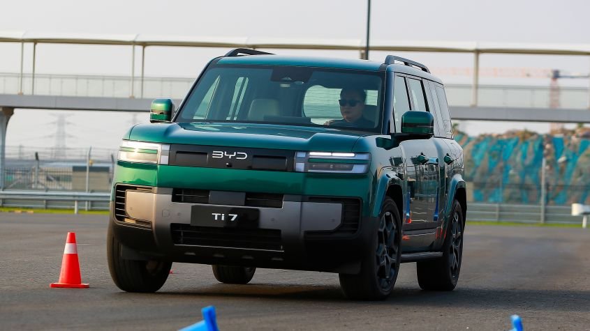 New BYD Ti7 2026 review: a serious Land Rover Defender attacker