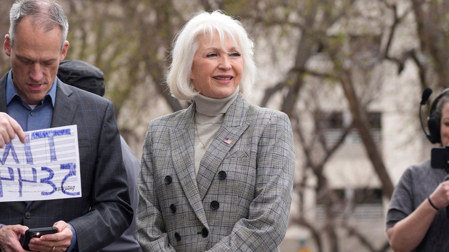 Tina Peters to go free after Colorado Gov. Polis commutes her sentence