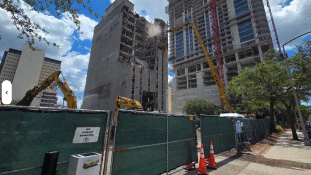 Tampa Developer Razing Offices, Building Condos/Hotel Rooms