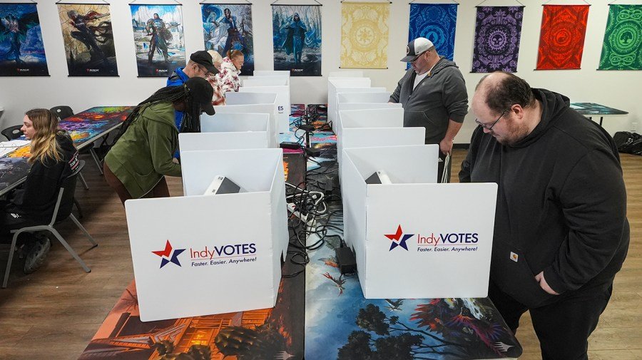 Trump’s redistricting revenge push faces test in Indiana
