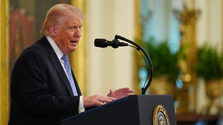 Trump disputes ABC reporter's account of call after WHCA dinner
