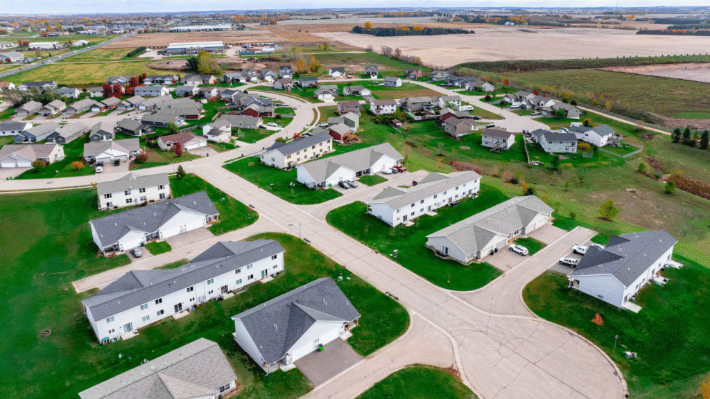 Marcus & Millichap Completes 20-Townhome Portfolio Deal in Wisconsin