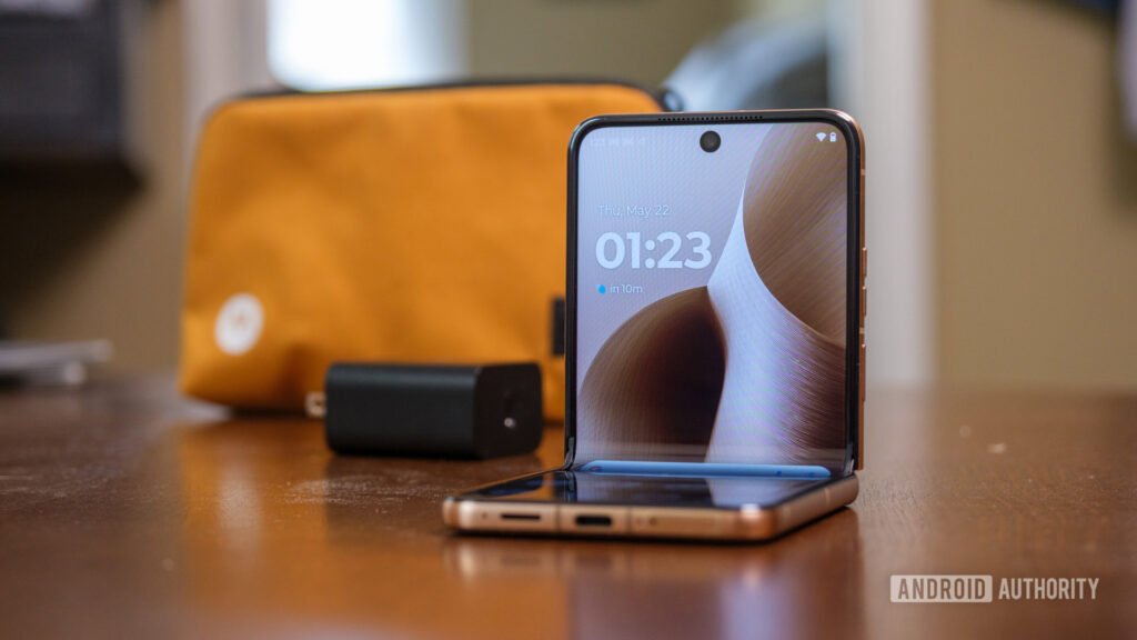 Motorola’s pricey phones might be hijacking Amazon app to steal affiliate revenue