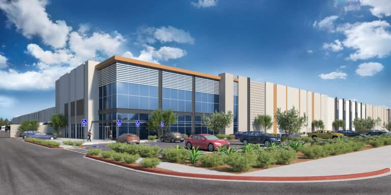 Lovett Building 1.1M-SF Arizona Warehouse Venture